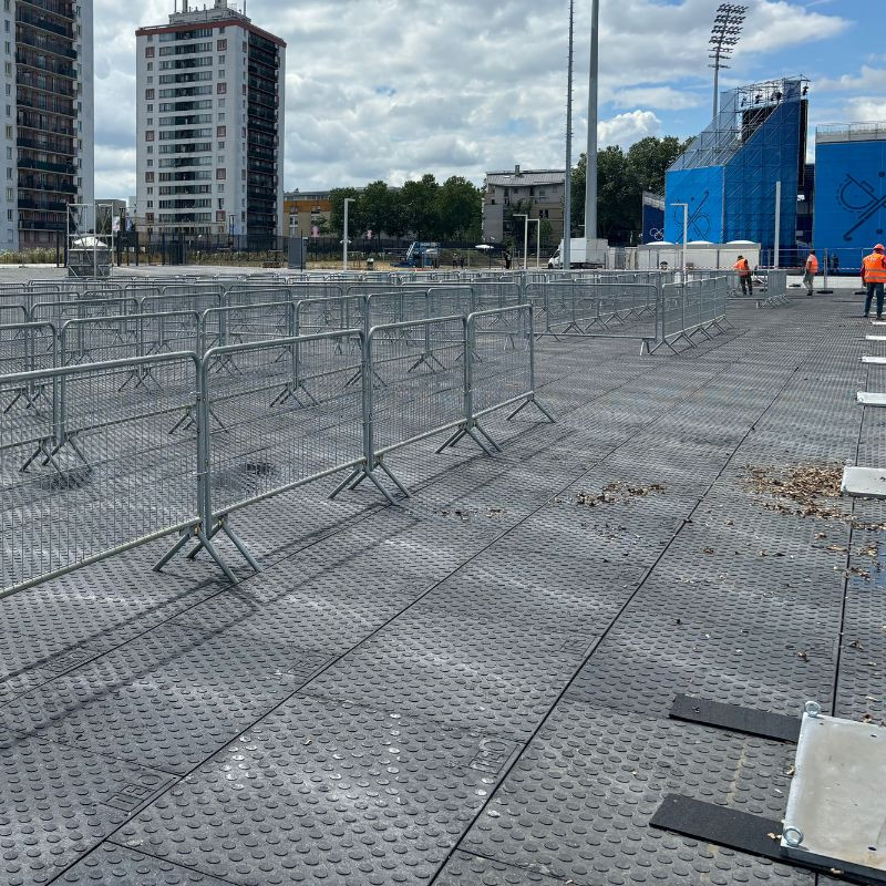 Heavy-Duty Ground Protection Mats