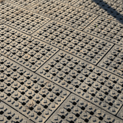 Equinox Compact Grid